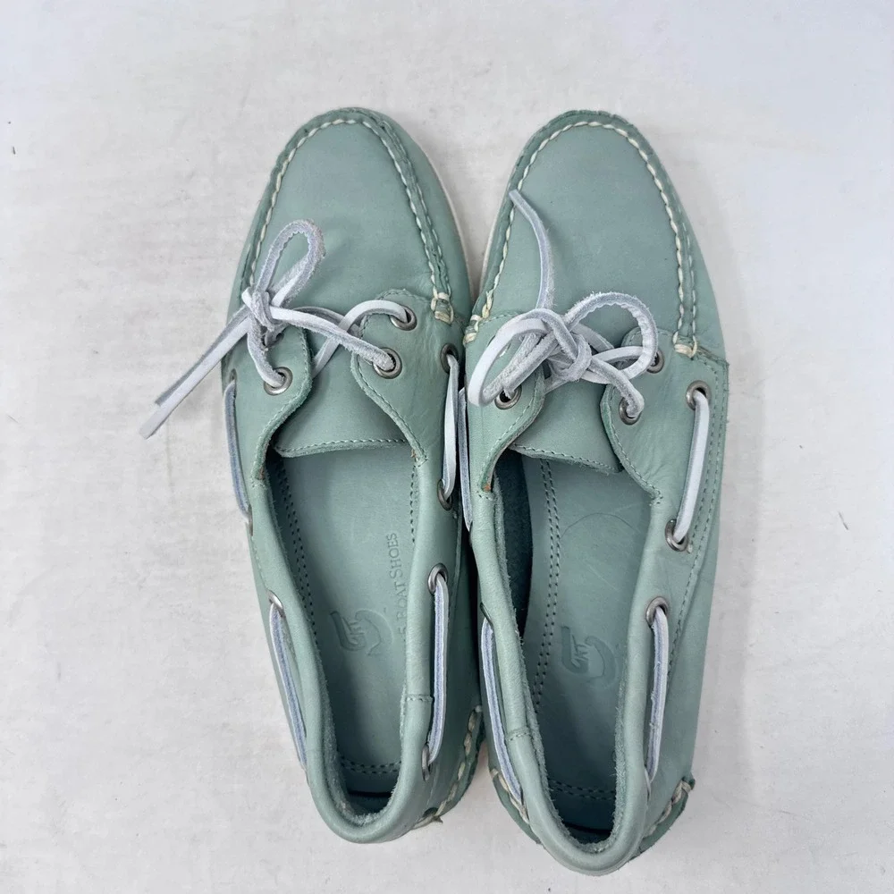 Category 5 Boat Shoes Sage Green 6.5 M Preppy Nautical Coastal Leather Casual